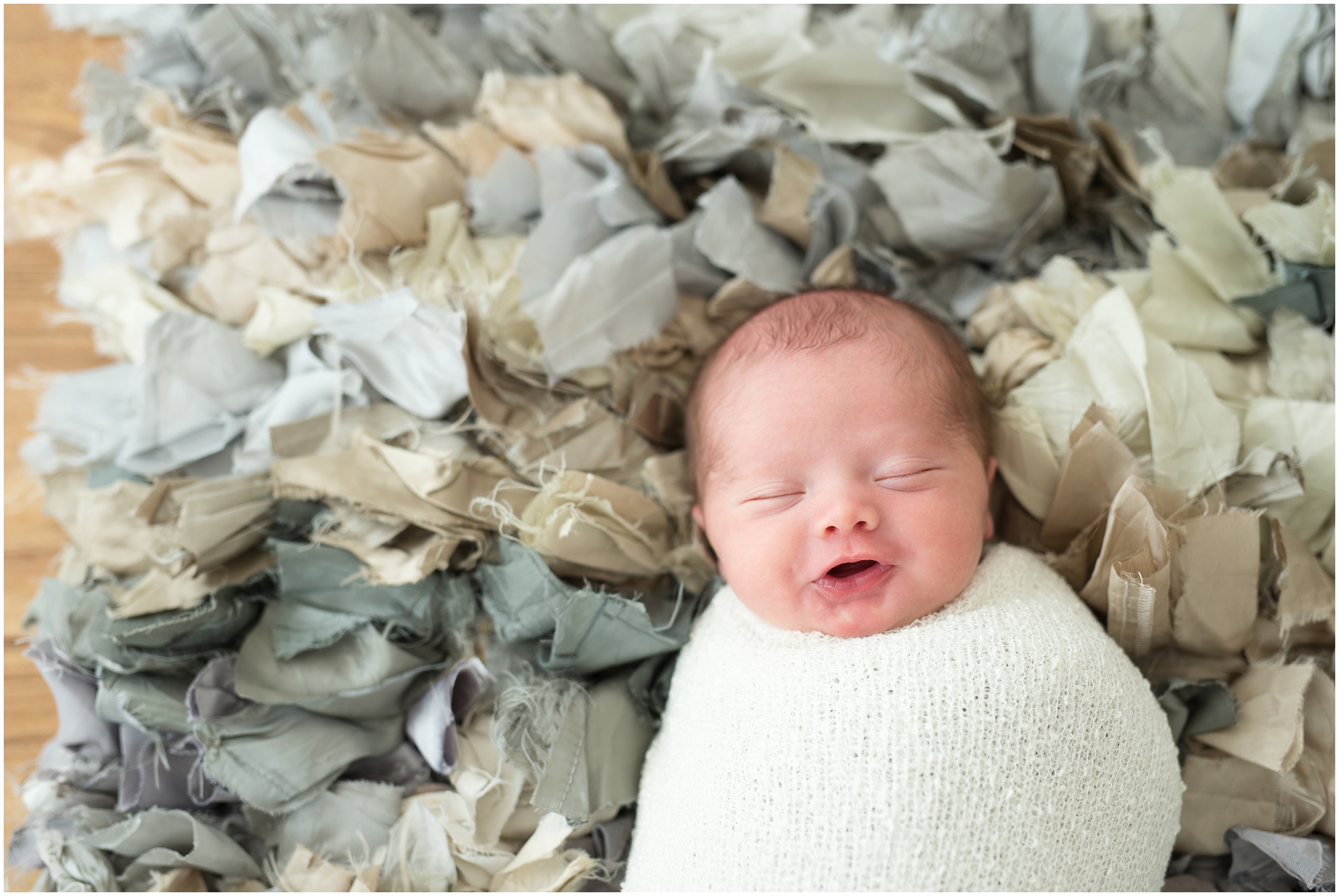 Natural light photo, newborn photos, newborn family photos, maternity photography Utah, Utah newborn photographer, Utah newborn photography, family photographers in Utah, Utah family photographer, family photos Utah, Kristina Curtis photography, Kristina Curtis Photographer, www.kristinacurtisphotography.com