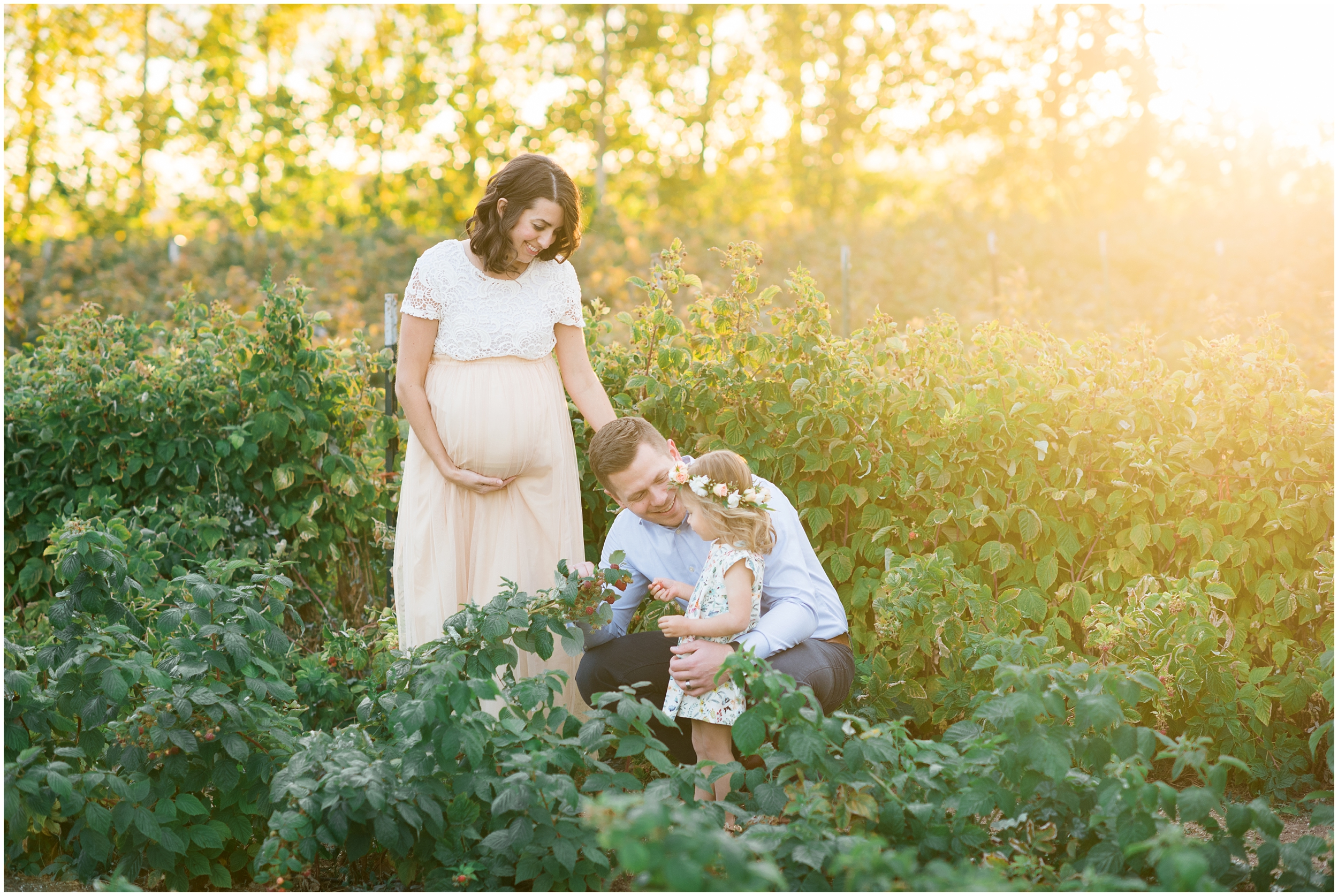 Outdoor family photos, maternity photography Utah, Utah newborn photographer, Utah newborn photography, family photographers in Utah, Utah family photographer, family photos Utah, Kristina Curtis photography, Kristina Curtis Photographer, www.kristinacurtisphotography.com