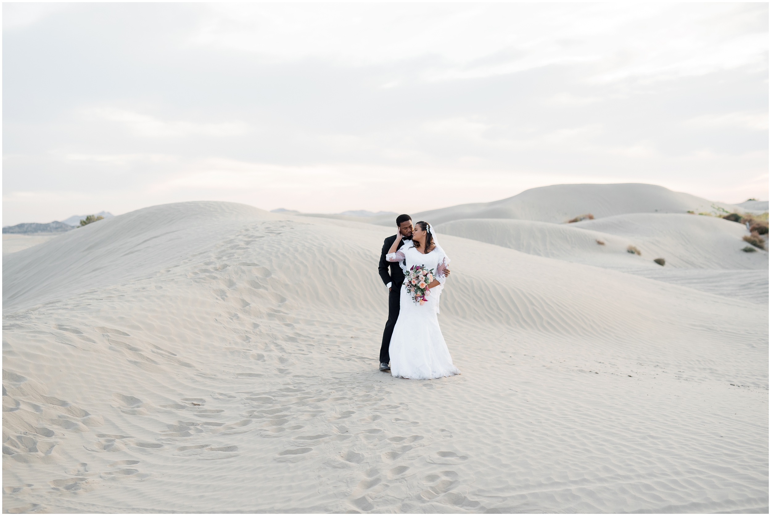 sand dunes, sand dunes wedding, white wedding, fall flowers, golden light, wedding photographer, utah destination wedding, couples, utah photographer, Kristina Curtis photography, Kristina Curtis Photographer, www.kristinacurtisphotography.com