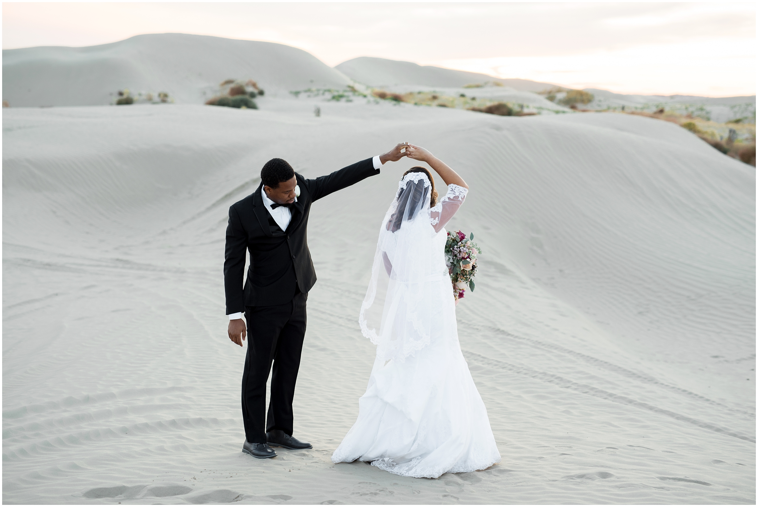 sand dunes, sand dunes wedding, white wedding, fall flowers, golden light, wedding photographer, utah destination wedding, couples, utah photographer, Kristina Curtis photography, Kristina Curtis Photographer, www.kristinacurtisphotography.com